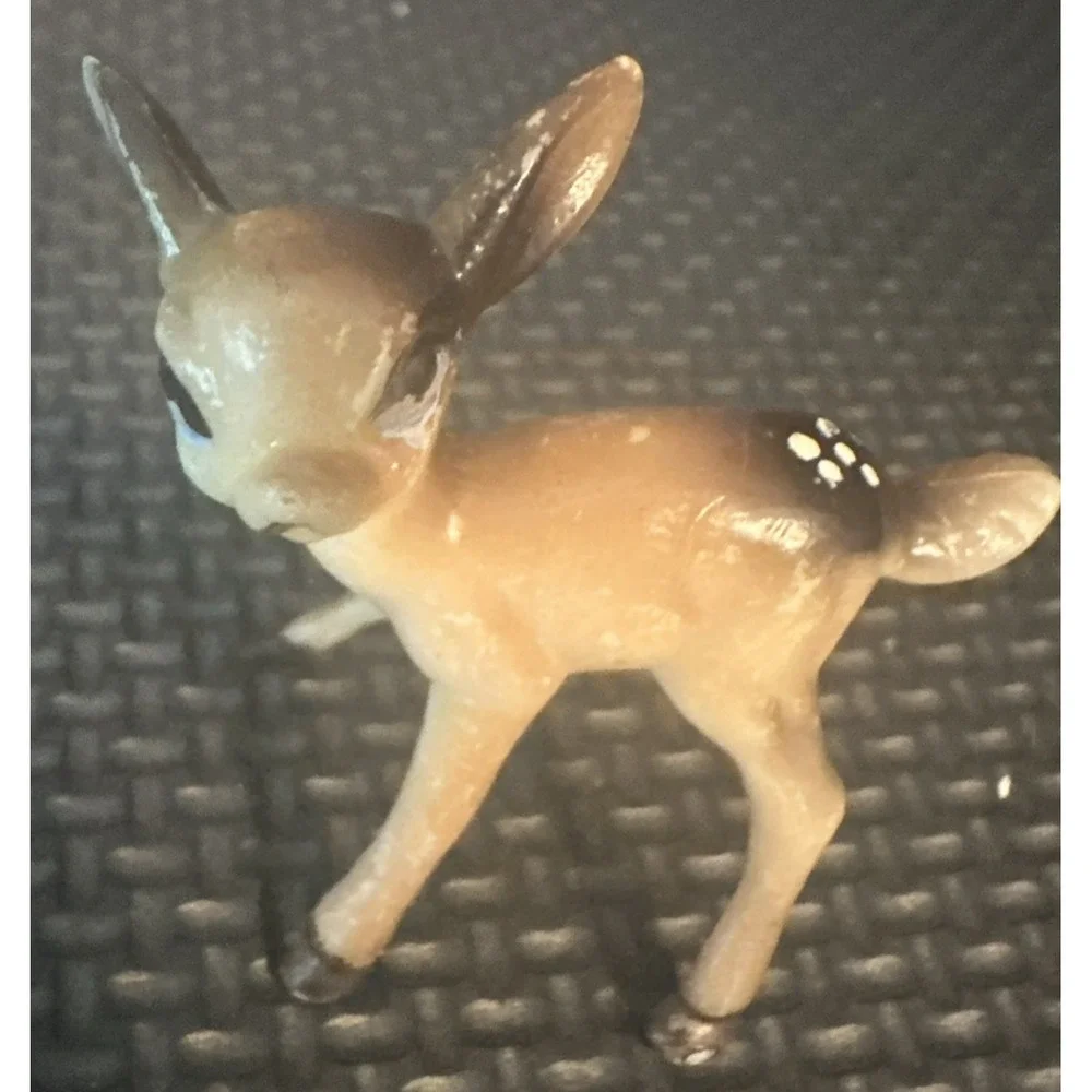 Vintage Doe & Fawn Plastic Deer Figurines Big Blue Eyes - Doe has 3 Legs